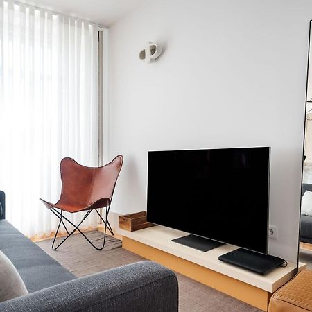 Stylish Apartment In City Center Порту Экстерьер фото
