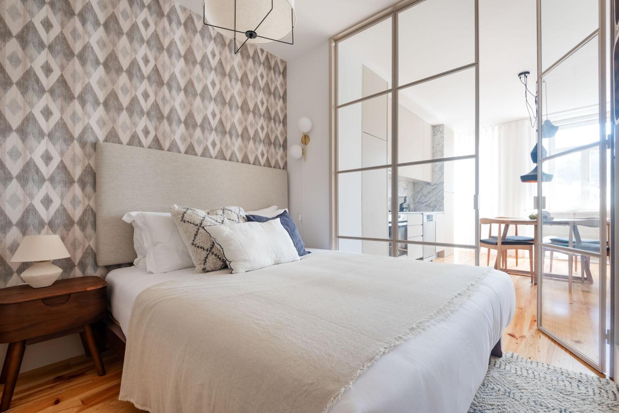 Stylish Apartment In City Center Порту Экстерьер фото