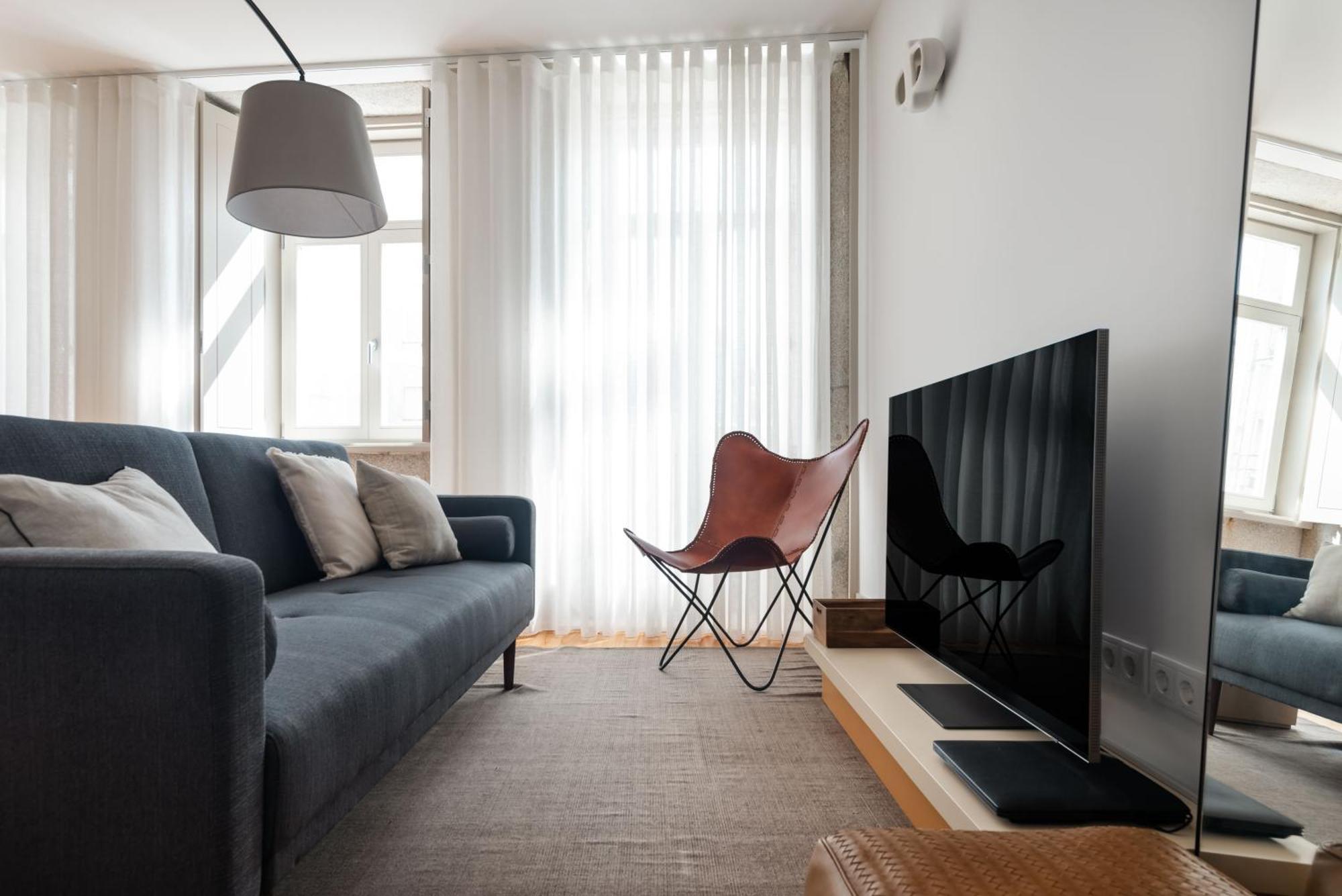 Stylish Apartment In City Center Порту Экстерьер фото